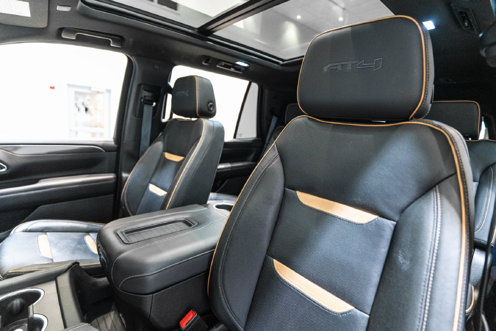 Used 2021 GMC Yukon AT4 AWD/4WD image 6