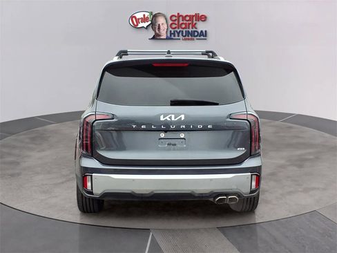 Used 2023 Kia Telluride SX image 4