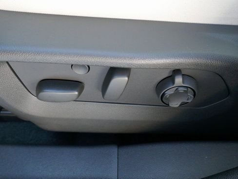 New 2026 Buick Envision Avenir image 14