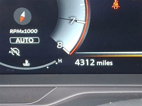 Certified 2025 INFINITI QX60 Luxe image 23