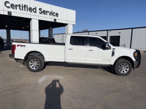 Used 2017 Ford F250 King Ranch w/ King Ranch Ultimate Package image 4