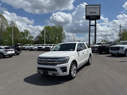 Used 2024 Ford Expedition Max Platinum AWD/4WD image 1