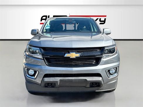 Used 2019 Chevrolet Colorado Z71 image 2