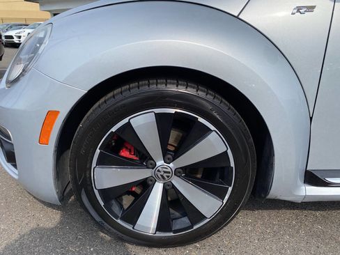 Used 2014 Volkswagen Beetle R-Line image 10