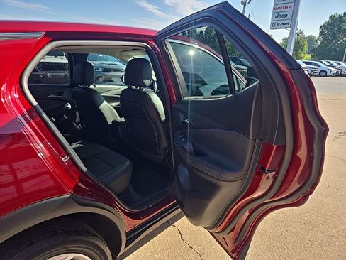 Used 2023 Buick Encore GX Preferred w/ Cold Weather Comfort Package AWD/4WD image 69