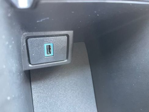 Used 2020 Ford Escape SEL FWD image 19