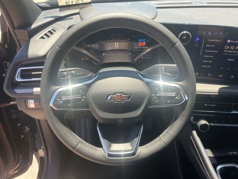 New 2026 Chevrolet Traverse LT w/ Midnight/Sport Edition FWD image 18