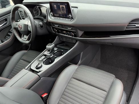 New 2026 Nissan Rogue SV image 14