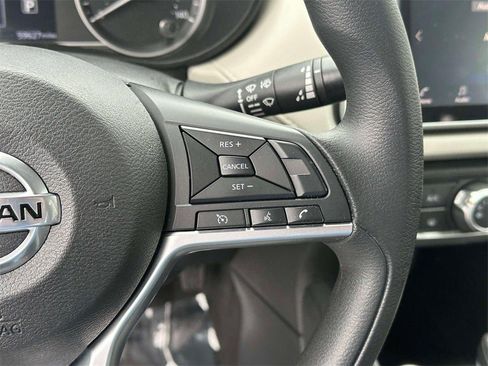 Certified 2021 Nissan Versa SV image 19