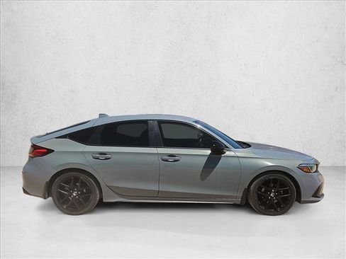 Used 2022 Honda Civic Sport image 5