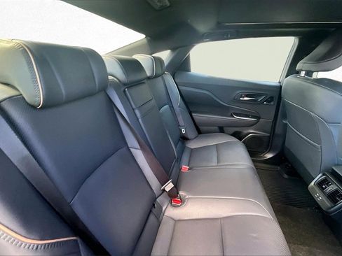 Used 2023 Toyota Crown Limited image 24