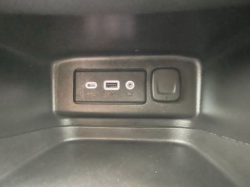 Certified 2023 Chevrolet Equinox LT AWD/4WD image 32