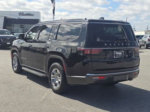 Used 2022 Jeep Wagoneer Series I RWD image 7