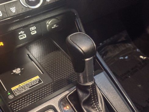 Certified 2023 Honda CR-V EX-L image 24