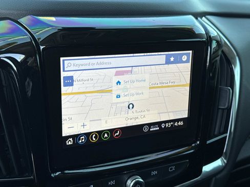 Used 2020 Chevrolet Traverse RS FWD image 14