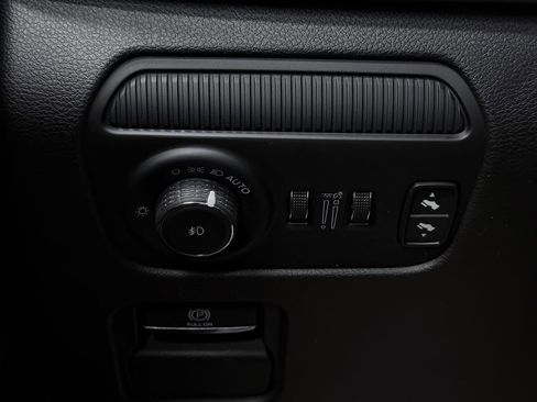 Used 2024 Jeep Wagoneer 4WD w/ Premium Group I image 50