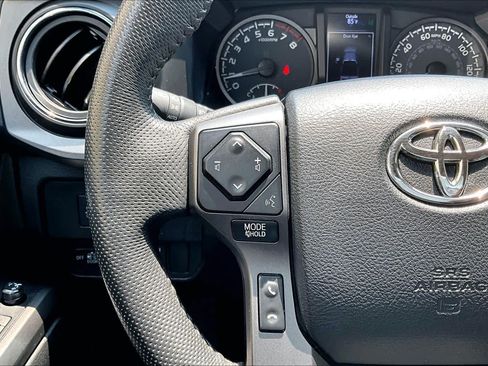Used 2023 Toyota Tacoma TRD Off-Road w/ Technology Package AWD/4WD image 24