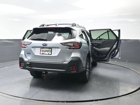 Used 2021 Subaru Outback Premium w/ Popular Package #1 AWD/4WD image 59