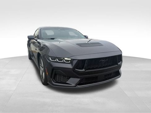 Used 2024 Ford Mustang GT Premium image 9