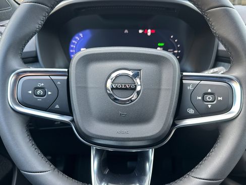 New 2026 Volvo EX40 Plus w/ Climate Package image 20