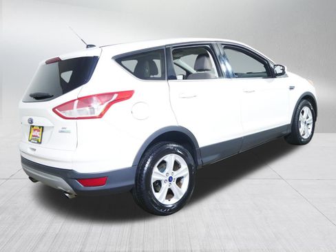 Used 2015 Ford Escape SE FWD image 7
