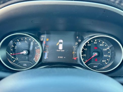 Used 2018 Jeep Compass Latitude w/ Popular Equipment Group AWD/4WD image 15