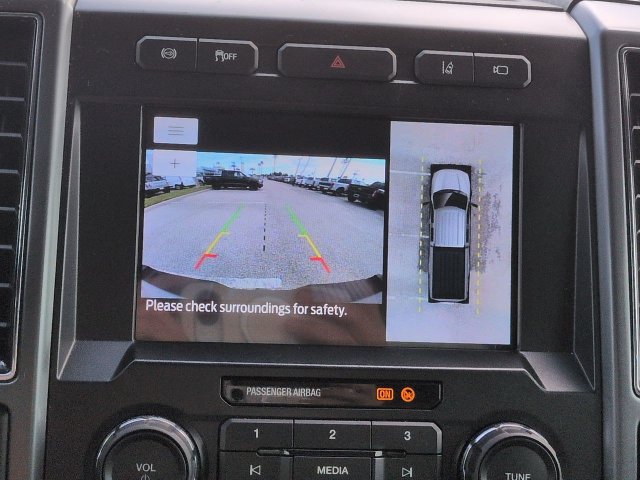 Used 2022 Ford F350 XLT w/ XLT Premium Package AWD/4WD image 21