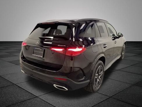 Used 2024 Mercedes-Benz GLC 300 4MATIC image 6