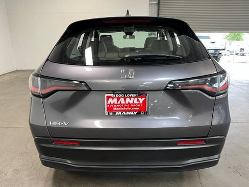 Used 2023 Honda HR-V LX image 4