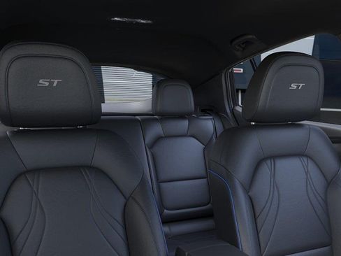New 2026 Buick Envista Sport Touring w/ Convenience II Package FWD image 24