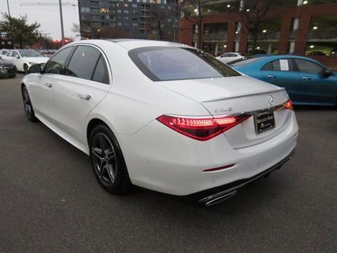 Used 2024 Mercedes-Benz S 580 4MATIC Sedan w/ AMG Line image 2