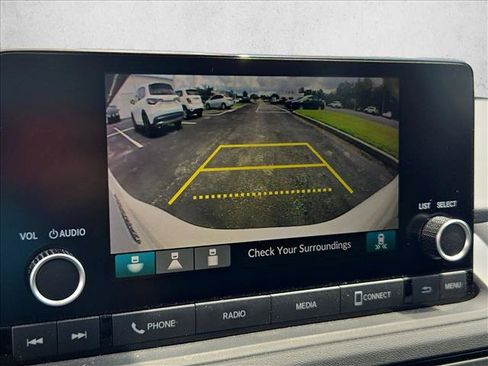 Used 2025 Honda Accord SE image 11