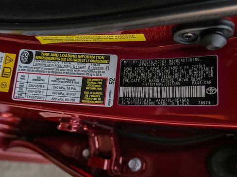 Used 2018 Toyota Camry XLE image 57