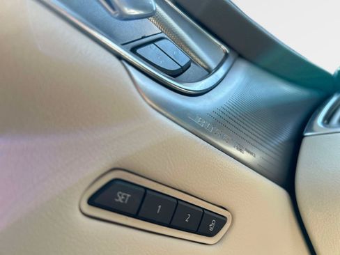 Used 2021 Cadillac XT5 Premium Luxury FWD image 21