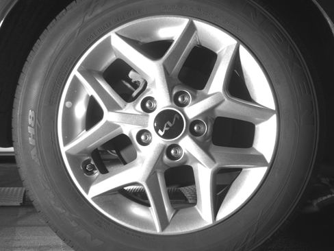 Used 2025 Kia Soul LX w/ LX Technology Package FWD image 15