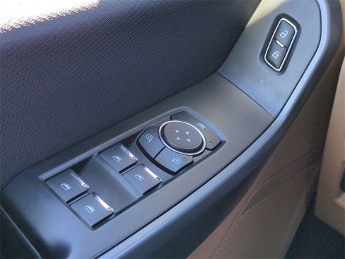 Used 2023 Ford F150 XLT image 22