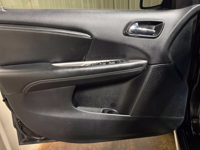 Used 2019 Dodge Journey Crossroad AWD/4WD image 12