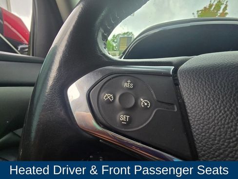 Used 2019 Chevrolet Traverse LT FWD image 27