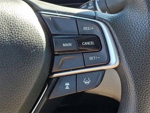 Used 2019 Honda Accord EX image 21
