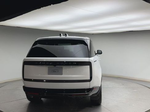 New 2026 Land Rover Range Rover Long Wheelbase Autobiography AWD/4WD image 3