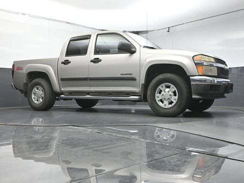 Used 2005 Chevrolet Colorado LS w/ Safe And Sound Package RWD image 22