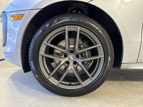 New 2026 Porsche Macan Turbo AWD/4WD image 13