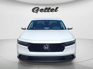 Used 2023 Honda Accord LX video 2