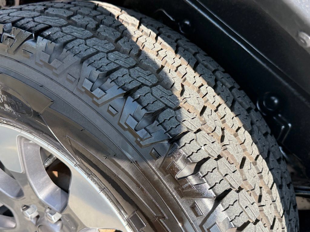 Used 2019 Jeep Wrangler Unlimited Sahara AWD/4WD image 42