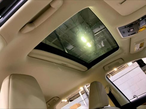 Used 2022 Lexus RX 350 AWD w/ Premium Package image 13