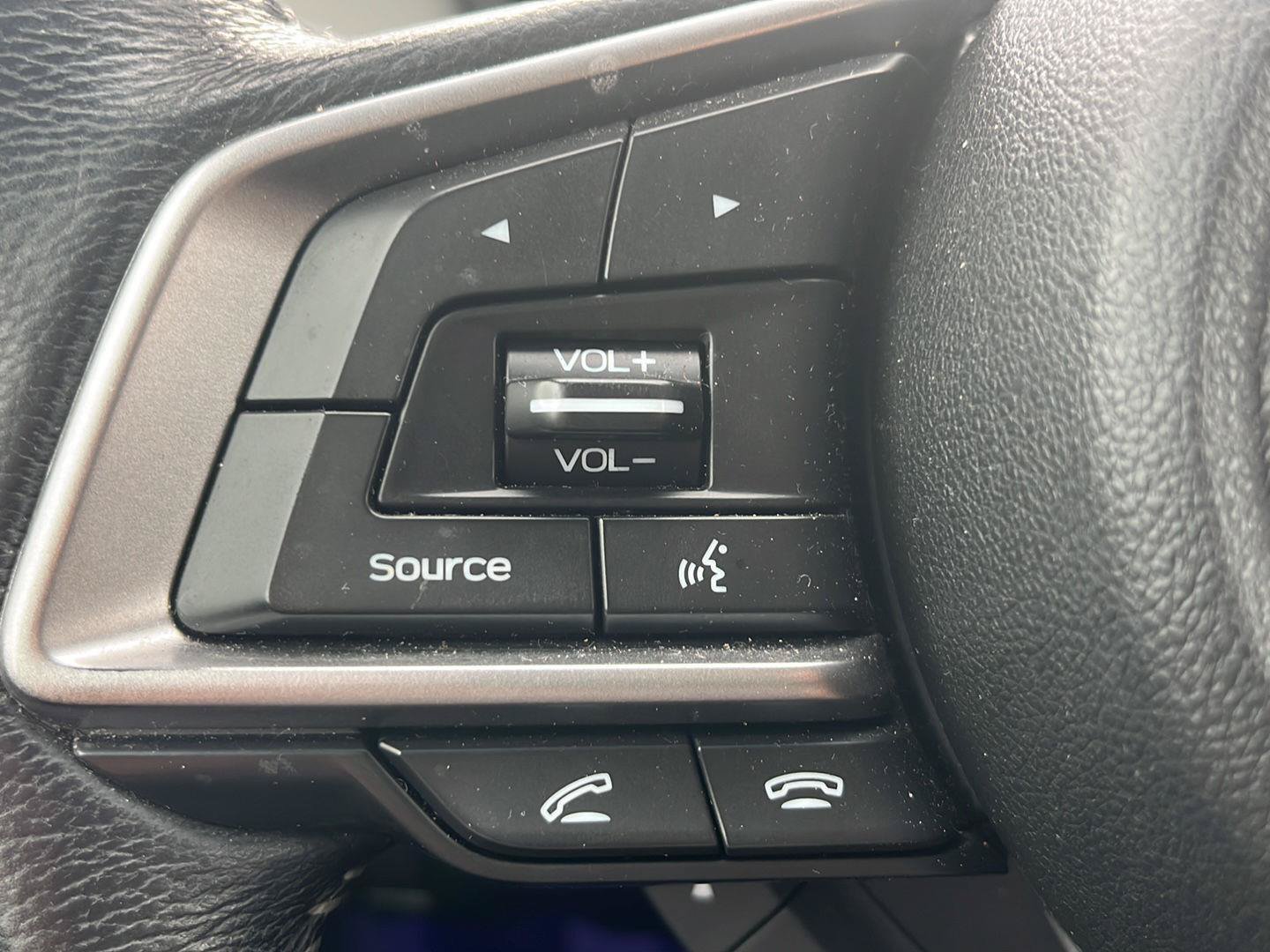 Used 2020 Subaru Legacy Premium AWD/4WD image 6