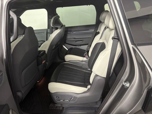 Used 2025 Kia EV9 GT-Line image 28