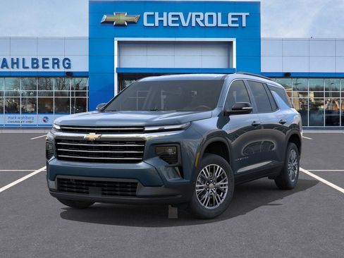 New 2026 Chevrolet Traverse LT w/ Driver Confidence Package image 30