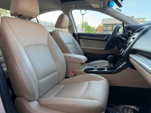 Used 2019 Subaru Legacy 2.5i Limited AWD/4WD image 16