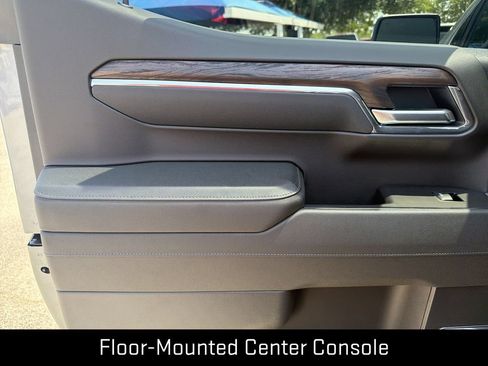 New 2026 GMC Sierra 1500 SLT AWD/4WD image 12